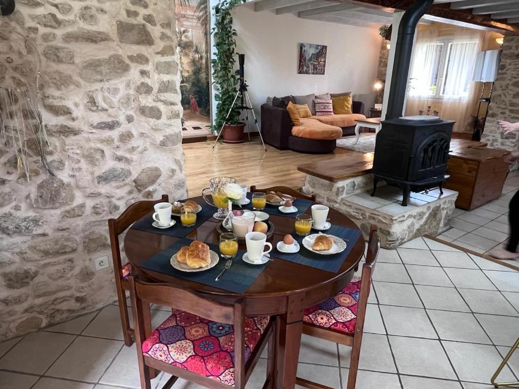 L'Ermitage De Meyriat Villa Brenod Exteriör bild